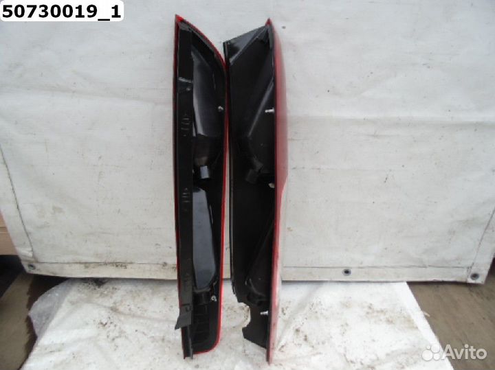 Фонарь задний правый Ford Focus 2