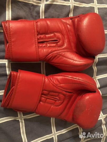 Боксерские перчатки 12 oz clinch