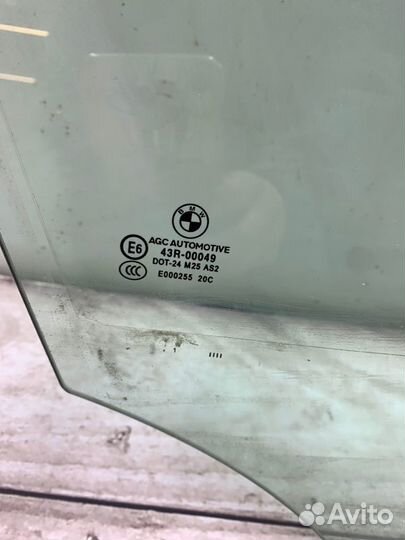 Стекло двери переднее правое Bmw X1 E84 N52B30