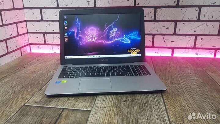 Сочный ноутбук asus KX555 I3-5010/4/128