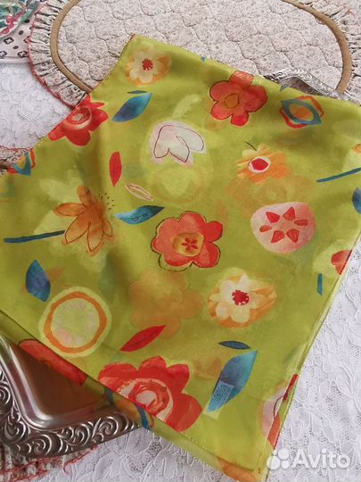 Весенний красивый шарф Италия