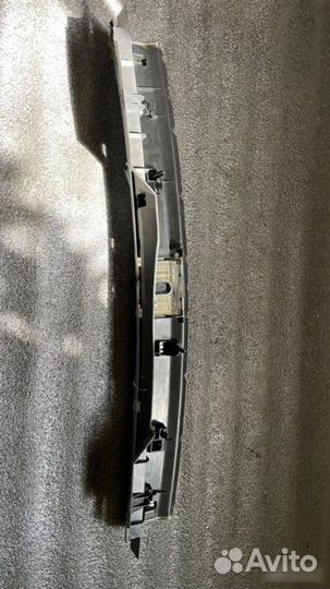 Накладка замка багажника Audi A4 B8 2.0 tfsi