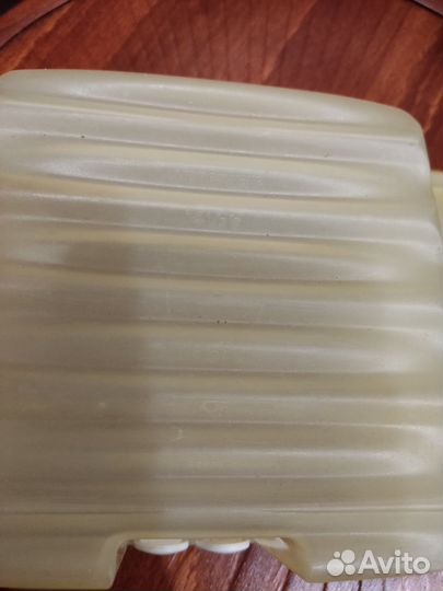 Контейнер tapperware 1л 