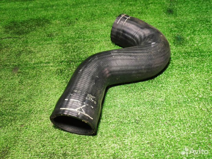 Патрубок левого интеркулера нижний Audi A6 C5 2.7
