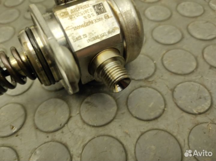 Насос топливный (тнвд) BMW 5-Series