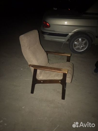 Продам кресла бу