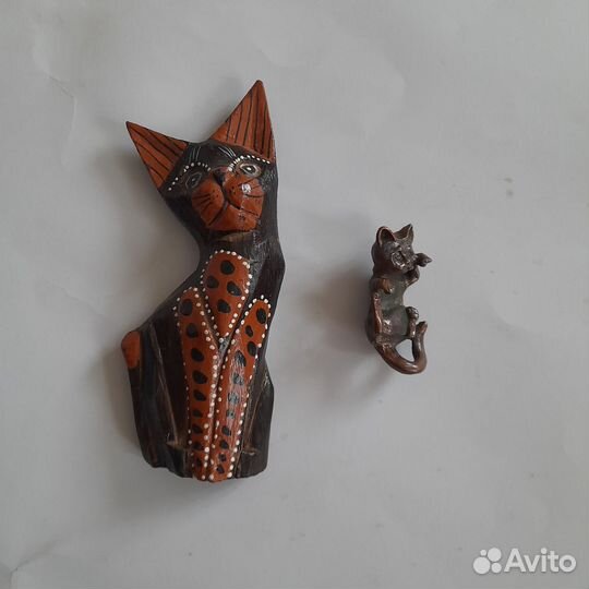 Фигурки кошек