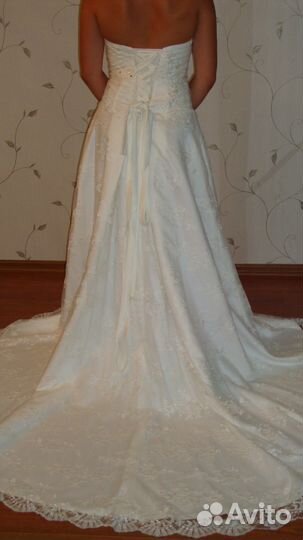 Свадебное платье нежное и красивое