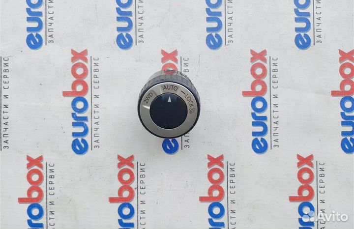 Кнопка многофункциональная Nissan Terrano III (D1