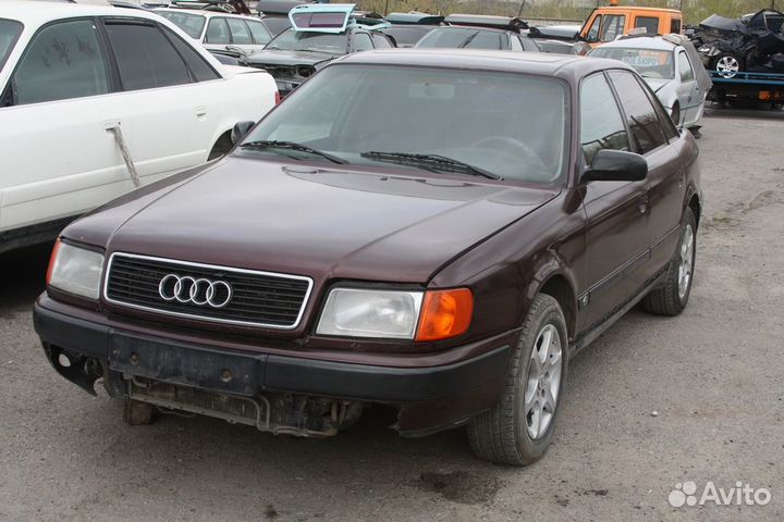 Опора коробки передач Ауди 100 с4 правая мт