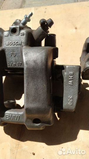 Тормозные суппорта BMW под диск 330 мм передние