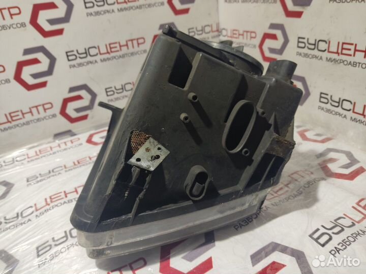 Фара правая VW Крафтер, Crafter 06-16