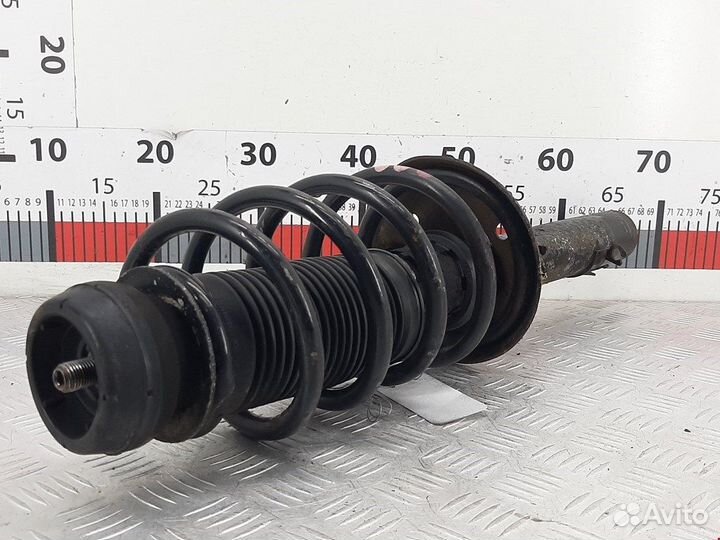 Стойка для Volkswagen Golf 4