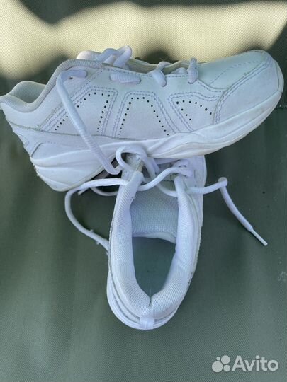 Кроссовки для девочки