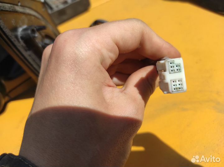 Зеркало левое королла 151