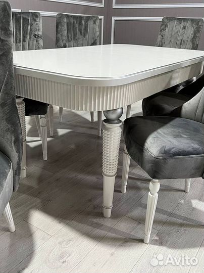 Столы и стулья для кухни. В наличии