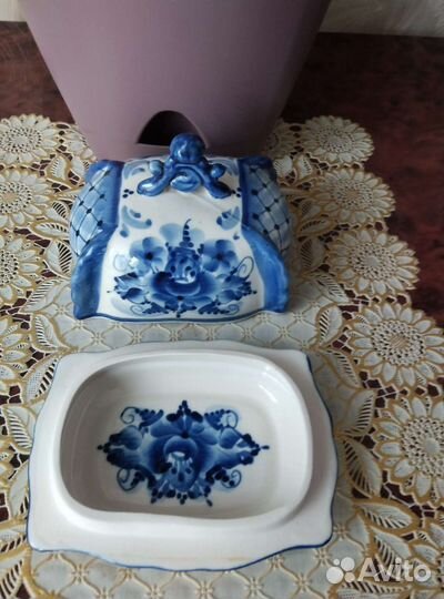 Маслёнка гжель