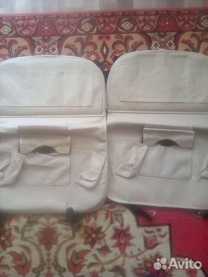 Органайзер на спинку сиденья автомобиля