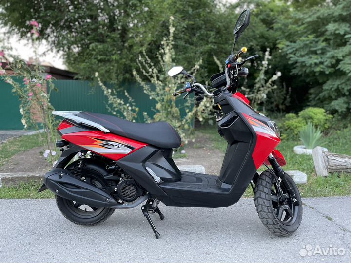 Скутер Wizard BWS