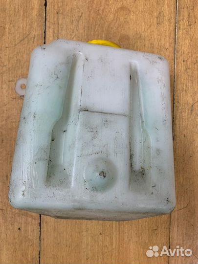 Бачок омывателя Opel Corsa C