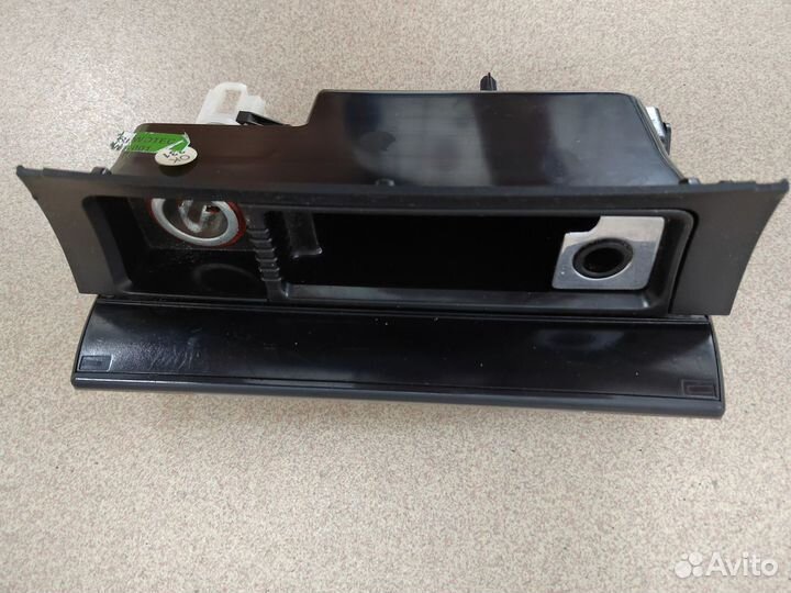 Пепельница VW Passat B7 3C0863284K