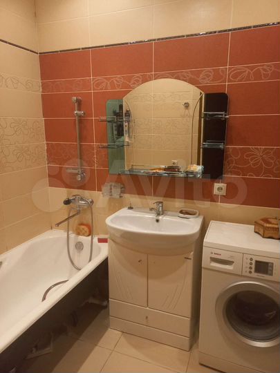 2-к. квартира, 60 м², 2/2 эт.
