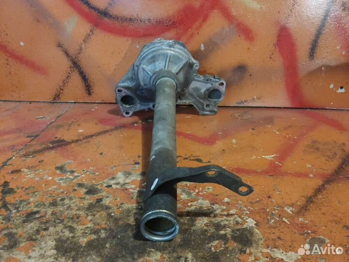 Помпа охлождающей жидкости mitsubishi 6g72 24V