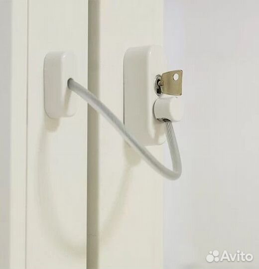 Детские замки на пластиковые окна