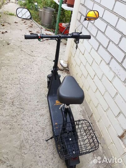 Самокат взрослый электрический бу