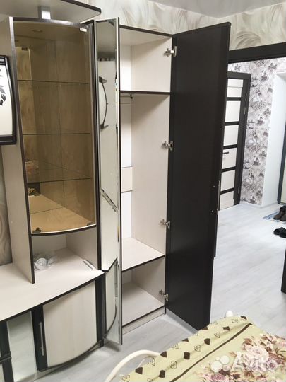 Стенка в гостиную