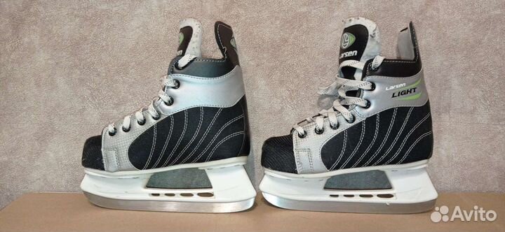 Коньки хоккейные Larsen