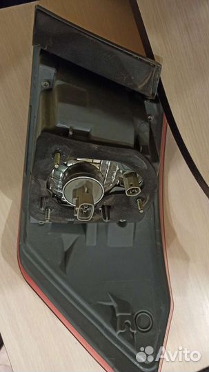 Задний левый фонарь vesta