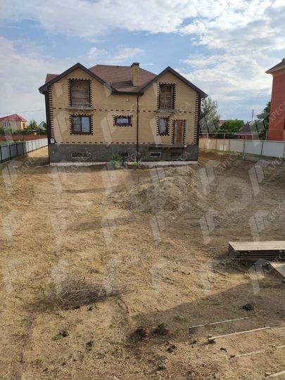 Дом 404 м² на участке 16 сот.