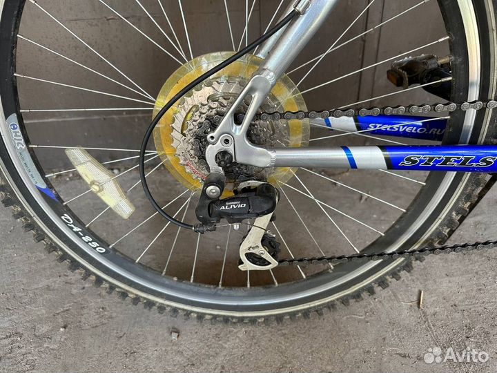 Велосипед взрослый горный Stels Navigator 870