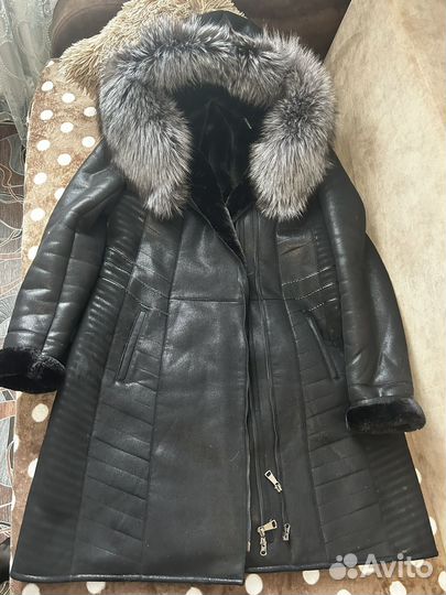 Продам женскую дубленку