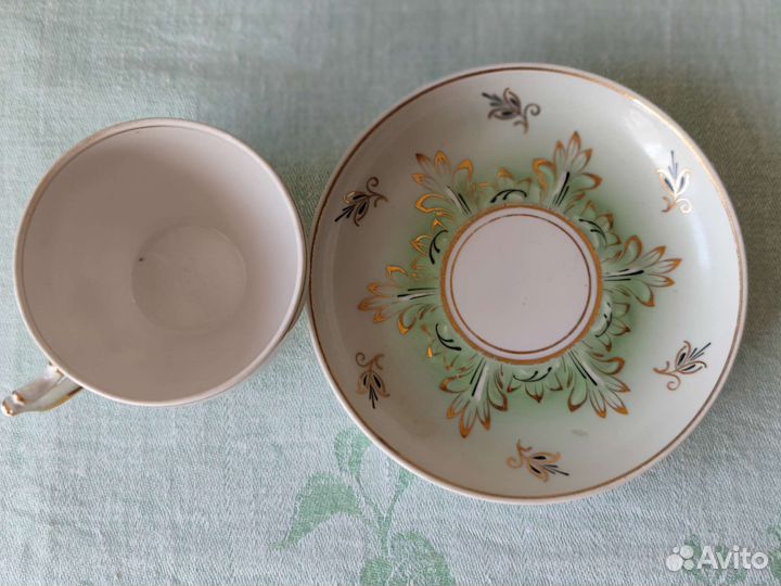 Чашка с блюдцем барбарис