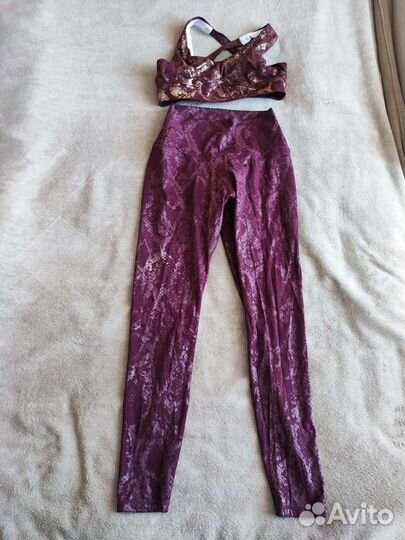 Костюм для фитнеса