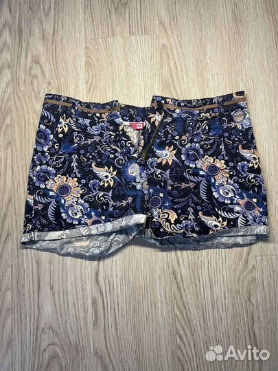 Шорты женские