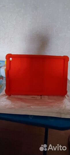 Чехол на планшет новый