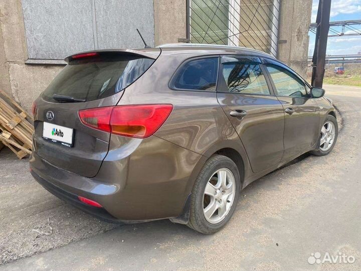 Kia Ceed 1.6 AT, 2015, 94 000 км