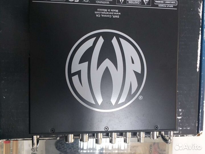 SWR headlite 400 W, басовый усилитель