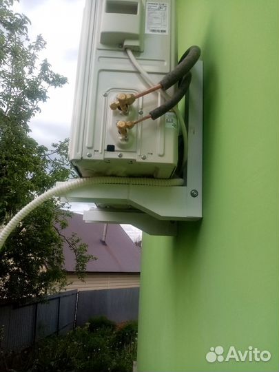 Кранштейн для кондиционера