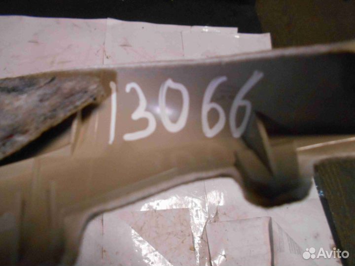 Обшивка стойки передняя правая W210 A2106905825