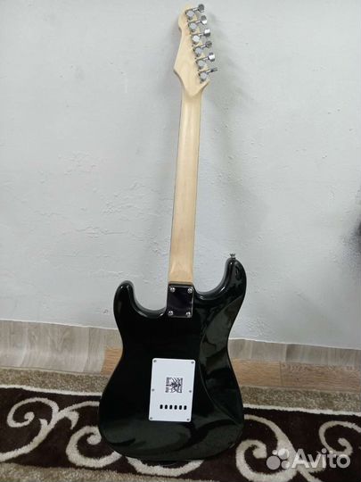 Электрогитара denn стратокастер