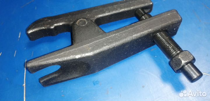 Съемник шаровых и рулевых универсальный каблук