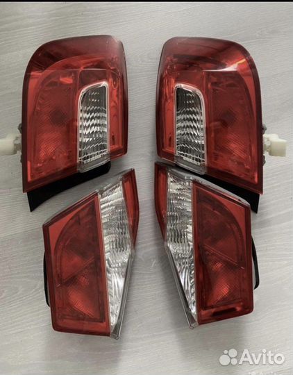 Задние фонари на camry
