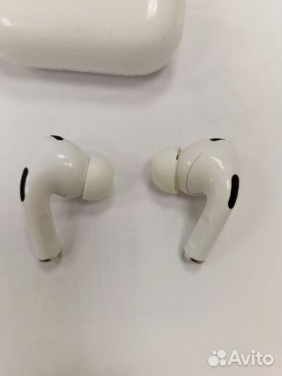 Apple AirPods Pro 2nd generation