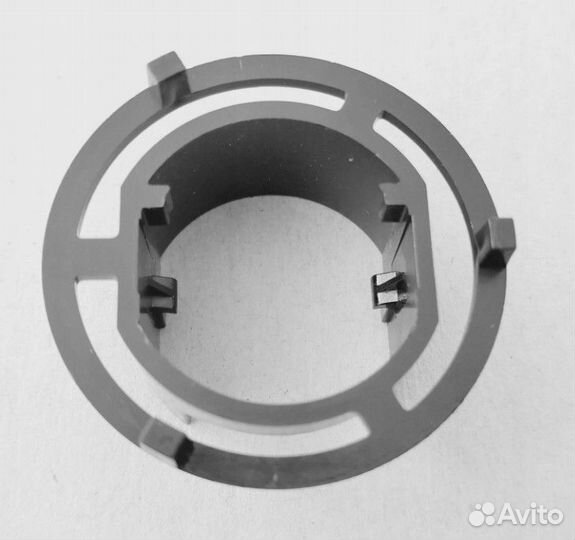 Кольцо зажим парктроника переднее Toyota Corolla