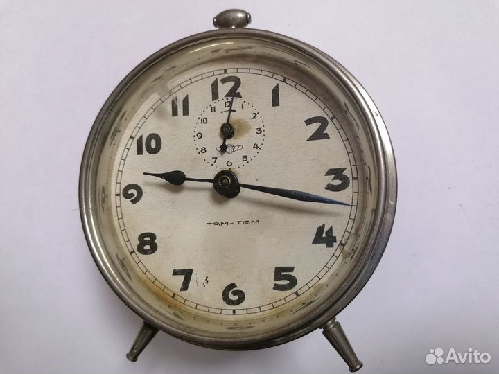 Часы будильник