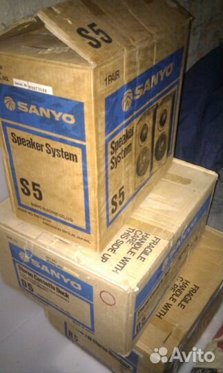 Блочный миницентр Sanyo 80-х годов